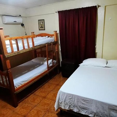 Tropical Dreams Hostel South End Esterno foto