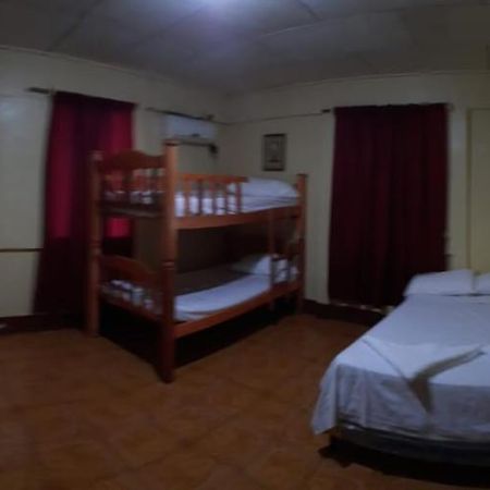 Tropical Dreams Hostel South End Esterno foto
